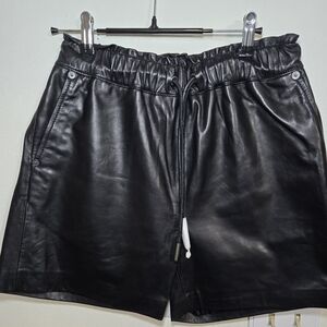 NWT LITA Black Lambs Leather Shorts With Drawstring Sz Small